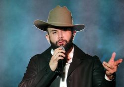 Cancelan concierto de Carín León por supuestas amenazas en Baja California