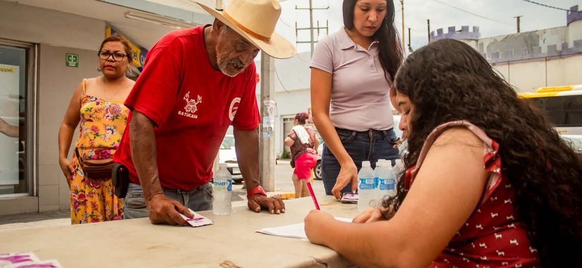 Instala Ayuntamiento de Guaymas módulos de hidratación.