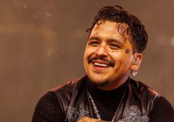 Christian Nodal llama ‘’proyectadas’’ a seguidoras en Instagram