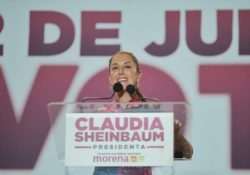 Claudia Sheinbaum asegura que los programas sociales no quitarán presupuestos a proyectos