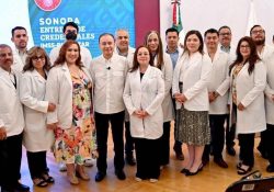 Inicia Gobernador Durazo credencialización para atención médica gratuita