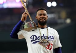 Teoscar Hernández se inmortaliza al ganar Home Run Derby 2024