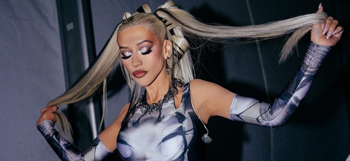 Christina Aguilera impacta con nueva imagen ultradelgada y juvenil