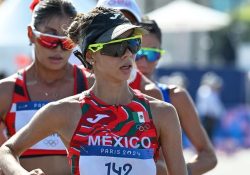 Alegna González logra el quinto lugar en marcha 20K de París 2024