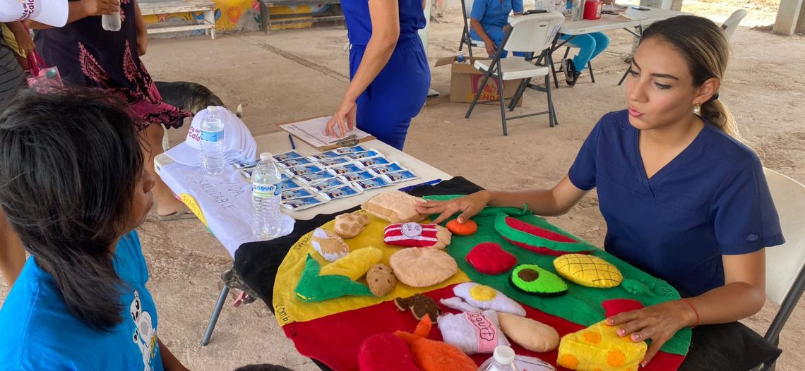 Lleva Ayuntamiento de Guaymas Jornada de Salud en Campo Pesquero La Manga 1.