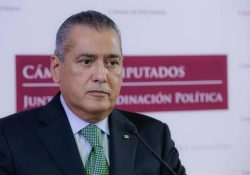 Por criticar a “Alito”, el PRI excluye a Manlio Fabio Beltrones de su bancada