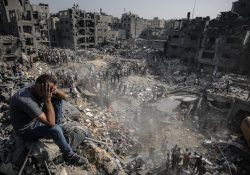 Países árabes y la UE condenan ataque israelí contra escuela en Gaza