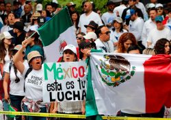 AMLO: Maestros ‘engañan’ a estudiantes que protestan por la reforma judicial