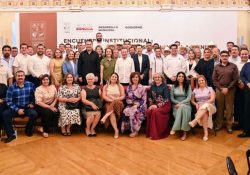 Refrendan compromiso municipalista en reunión con alcaldes electos