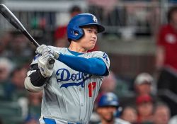 Shoei Ohtani pega el vuelacercas 48 y se acerca a la hazaña