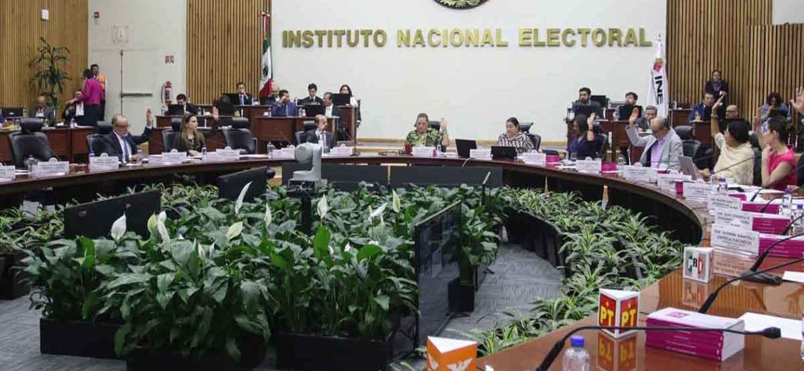 INE pone pausa al proceso para organizar la elección de jueces