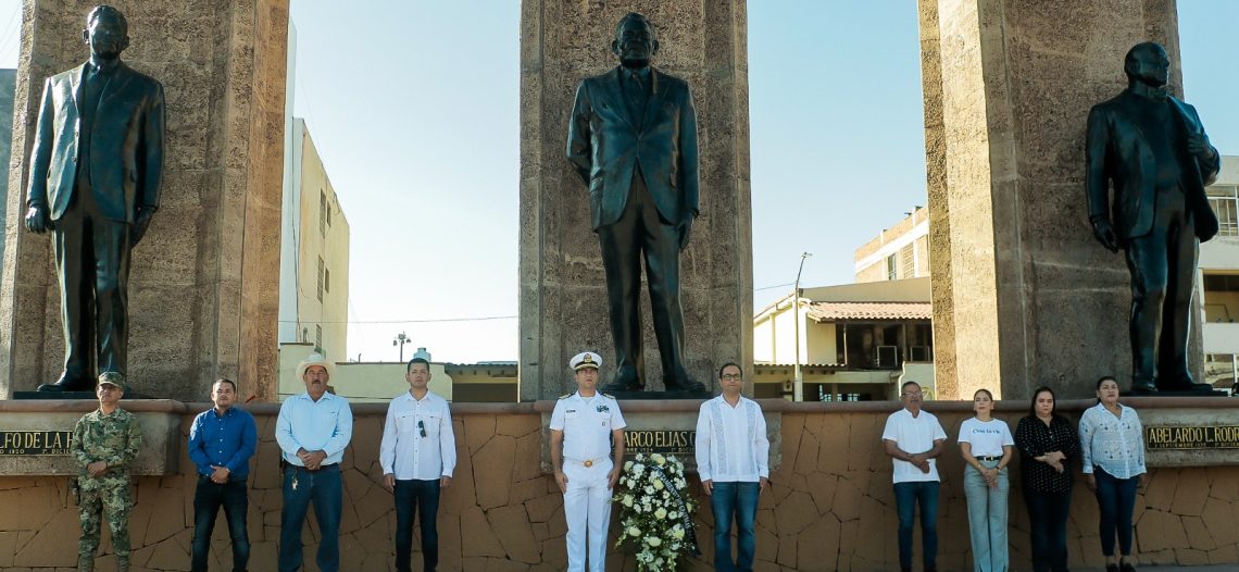 Honran autoridades municipales legado de Plutarco Elías Calles y Lázaro Cárdenas del Río