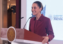 Claudia Sheinbaum Felicita a AMLO por su Cumpleaños, desde la Mañanera