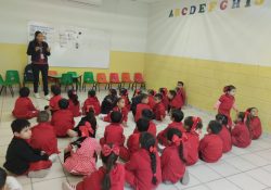 Lleva Ayuntamiento de Guaymas pláticas a escuelas