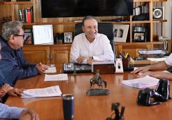 Firma Gobernador Durazo acuerdo con Fondo de Cultura Económica
