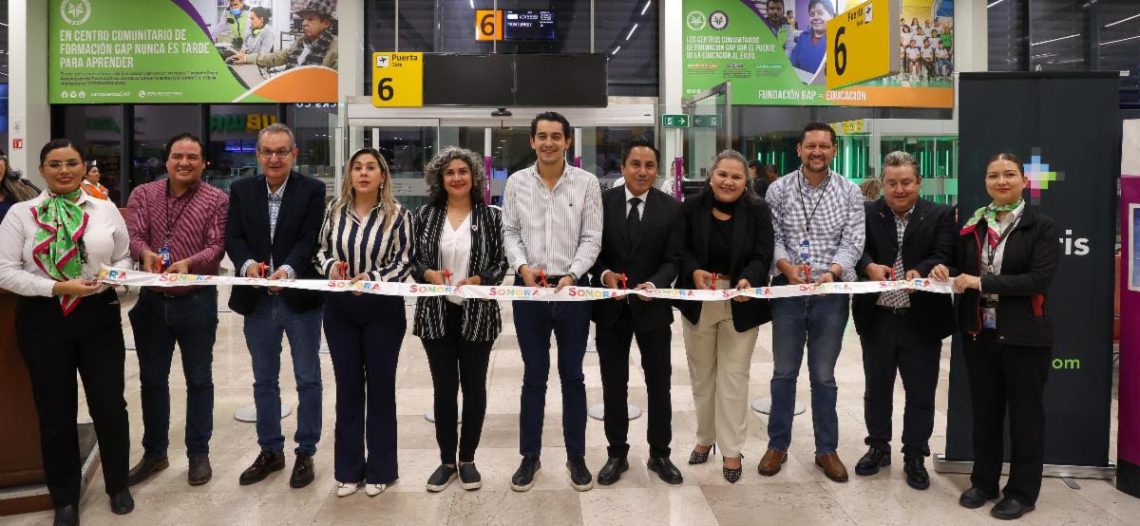 Gobernador Durazo, principal gestor para mejorar conectividad aérea: Roberto Gradillas