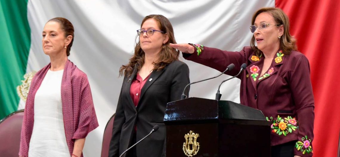 Rocío Nahle rindió protesta como primera gobernadora de Veracruz