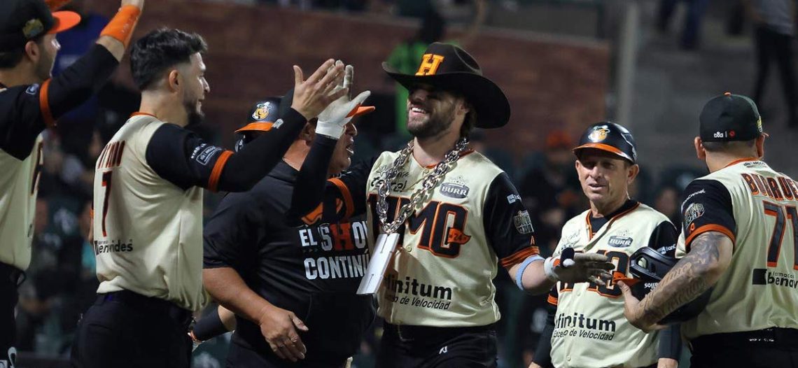 Naranjeros barre a Mexicali y se afianza en el primer lugar de la LMP