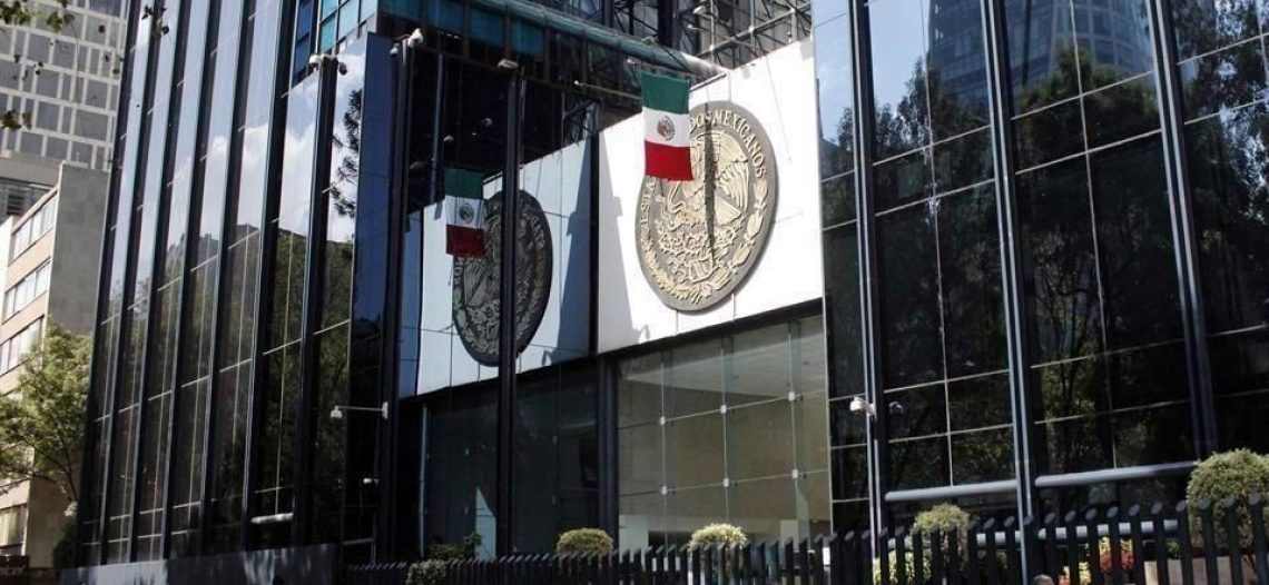 En viejo proceso contra funcionarios de la ex PGR, perdonan desvío de 852 MDP