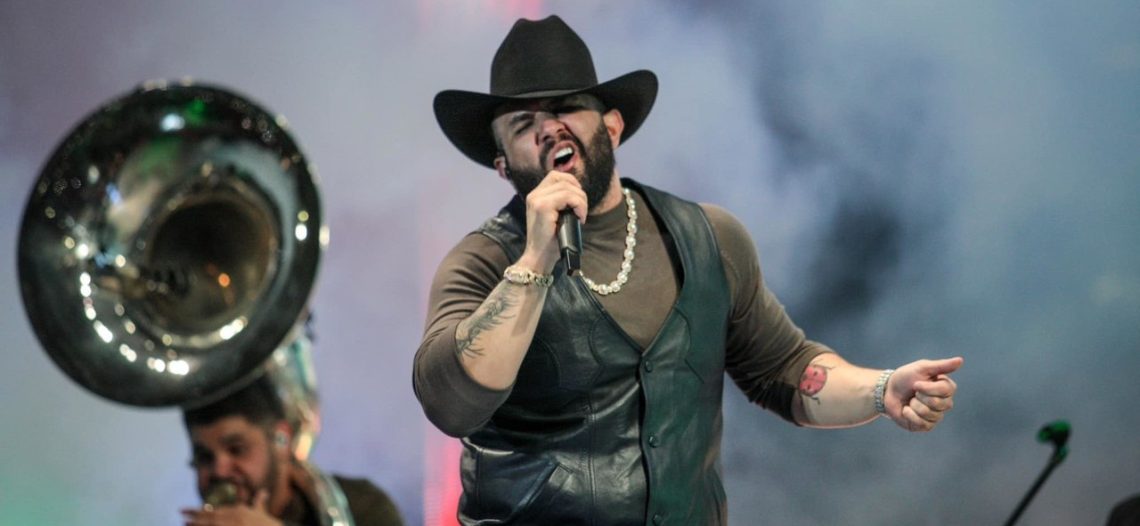 Carín León da gigantesco concierto para más de 60 mil personas