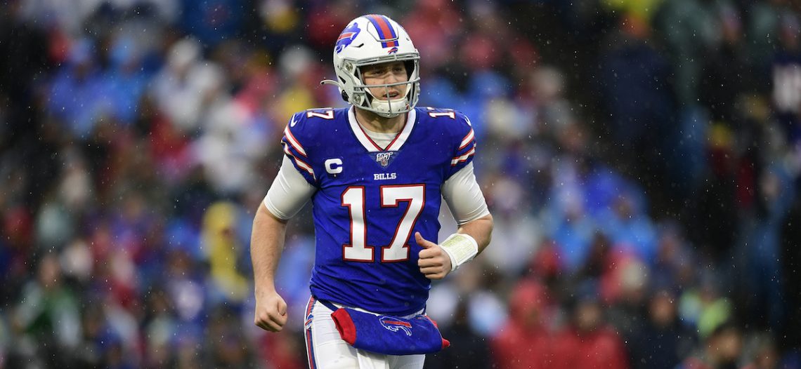 Josh Allen llega a 40 pases de anotación por quinta campaña consecutiva