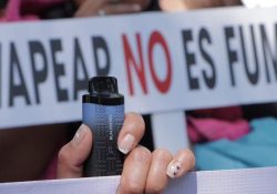 Senado aprueba reforma constitucional que prohíbe los vapeadores