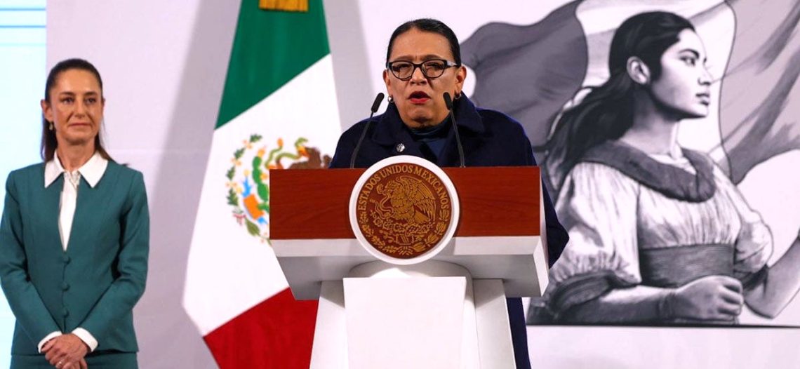 Programas del Bienestar ‘abrazarán’ a mexicanos deportados de EU