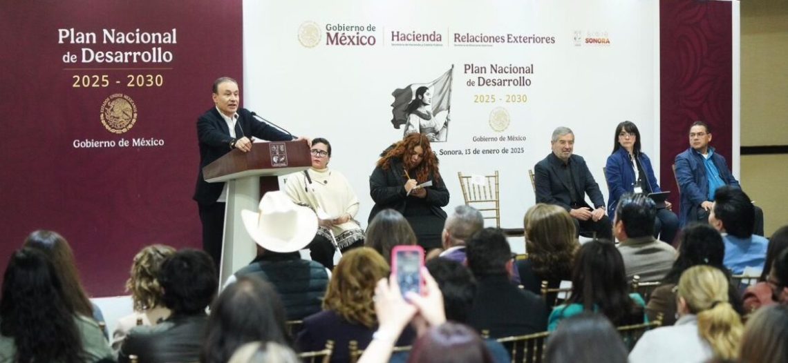 Gobernador y Canciller trazan ruta de desarrollo para Plan Nacional