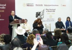 Gobernador y Canciller trazan ruta de desarrollo para Plan Nacional