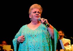 Paquita la del Barrio pospone Auditorio Nacional por problemas de salud