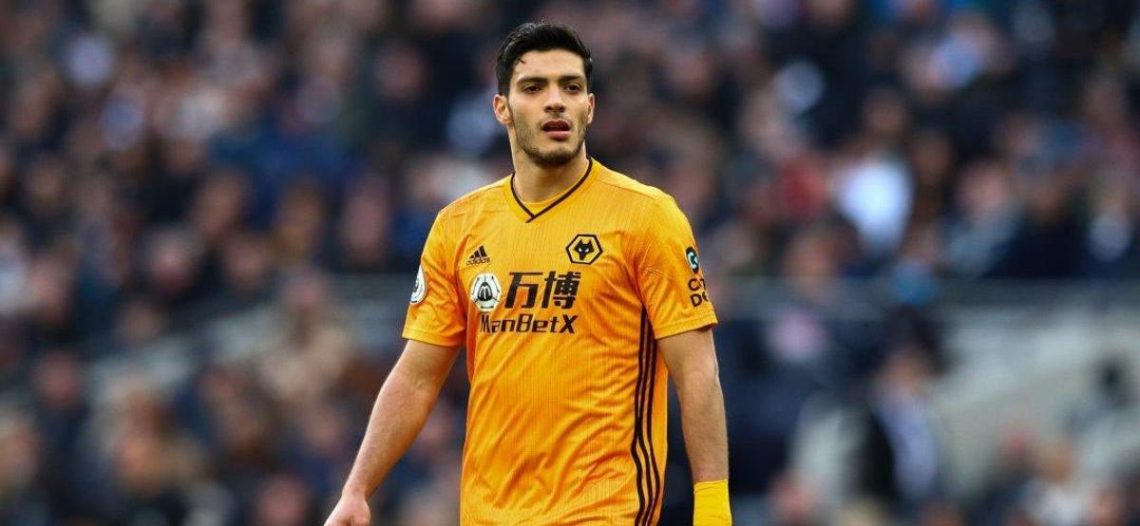 Raúl Jiménez es ovacionado en su regreso a Wolverhampton