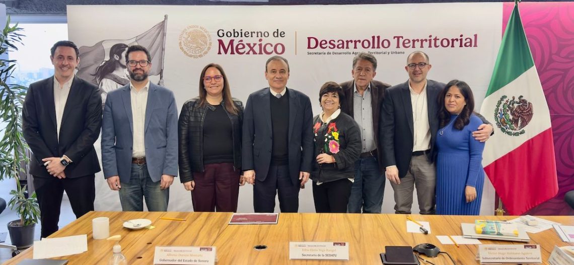 Gobernador logra arranque en Sonora del Programa Nacional de Vivienda
