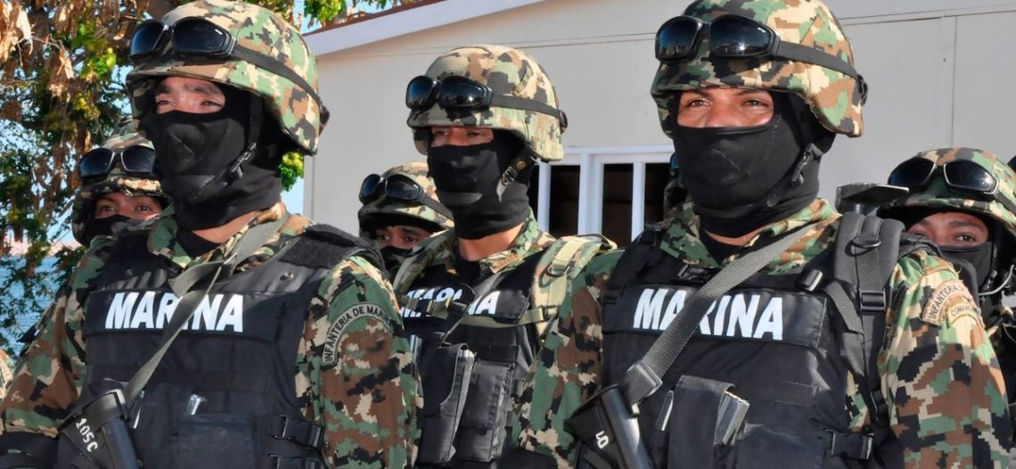 Marinos mexicanos viajan rumbo a entrenamiento con Comando Norte