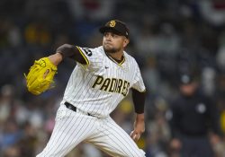 El hermosillense Omar Cruz debuta con los Padres de San Diego
