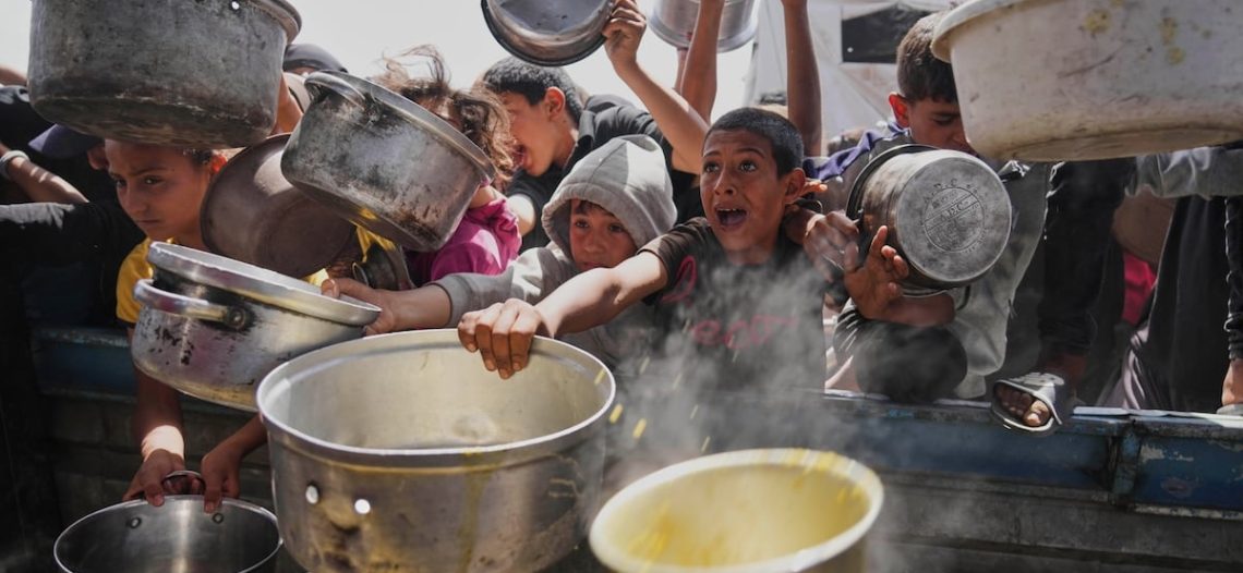 Ayuda humanitaria no alcanza a panaderías ni hospitales en Gaza: ONU