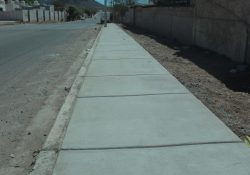 Realiza Ayuntamiento de Guaymas la construcción y rehabilitación de banquetas y guarniciones en el sector Guaymas Norte