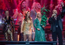 “Entre amigos”: Lucero, Yuri, Emmanuel y Mijares llenan de éxitos en concierto