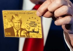Trump lanza pagina web para vender visas doradas a millonarios