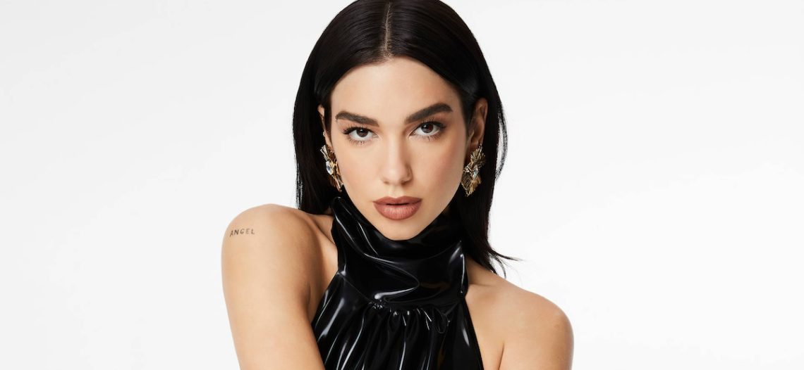 Dua Lipa recibe oferta para encabezar el halftime show del Super Bowl 2026