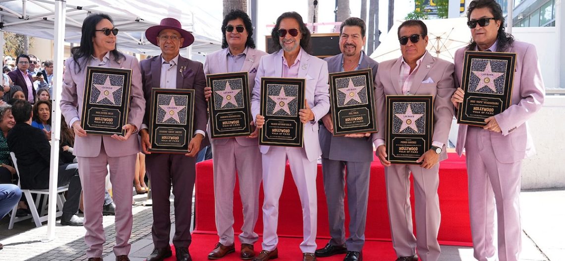 «Los Bukis» reciben su estrella en el Paseo de la Fama de Hollywood