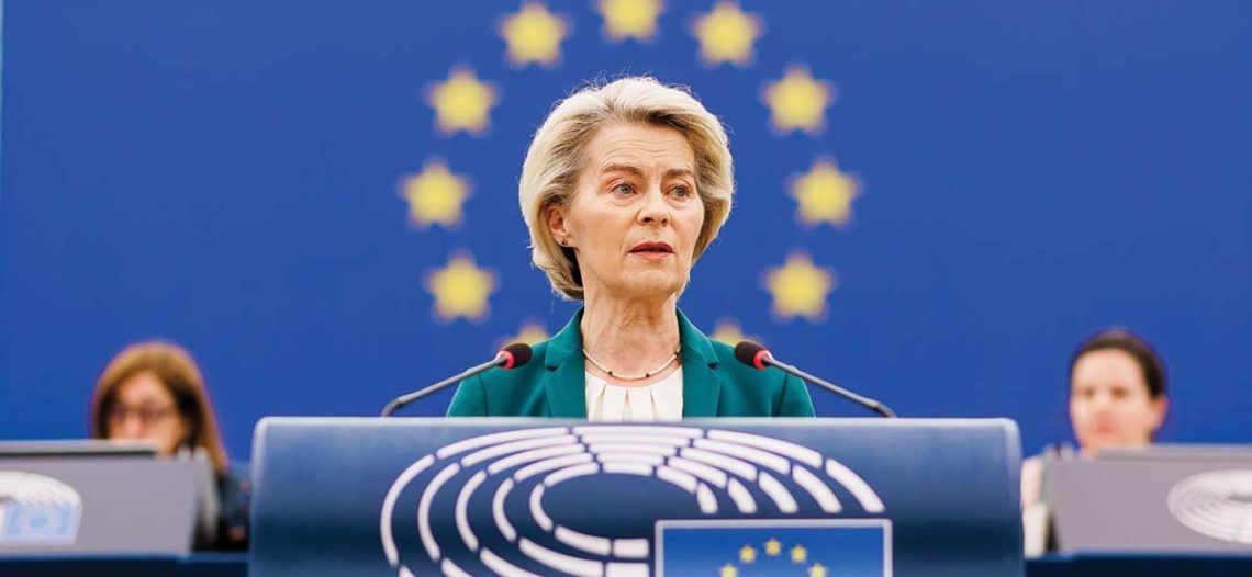 UE retrasa aranceles de represalia; continuará la negociación