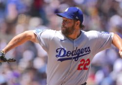 Clayton Kershaw logra su ponche 3,000 y se une a la élite del beisbol