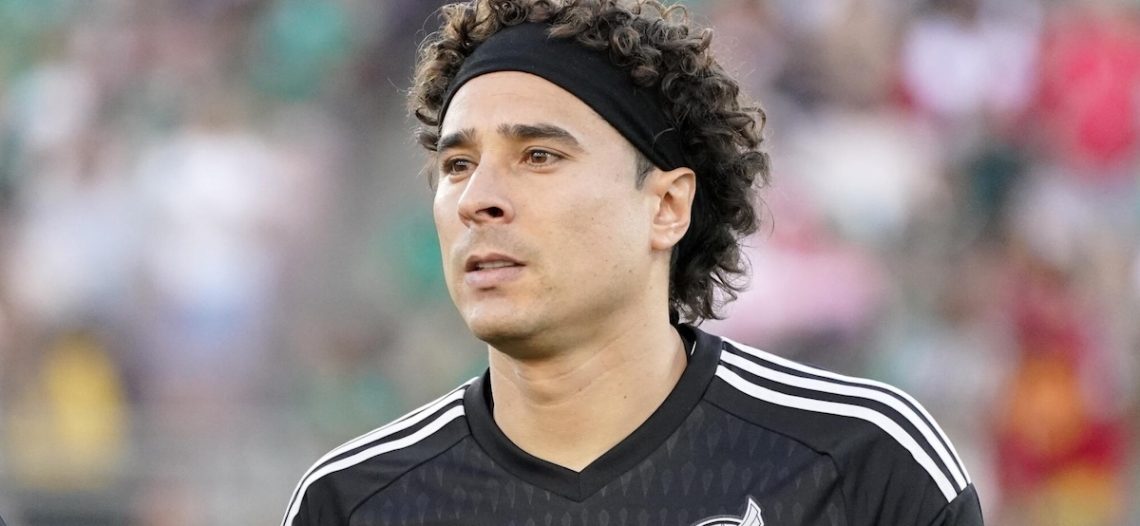 Memo Ochoa buscaría jugar en segunda división por falta de ofertas