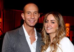 Andrea Legarreta celebra su cumpleaños junto a Erik Rubín y sus hijas