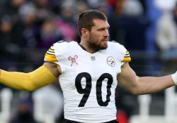 TJ Watt firma histórico contrato por 123 mdd con Pittsburgh Steelers