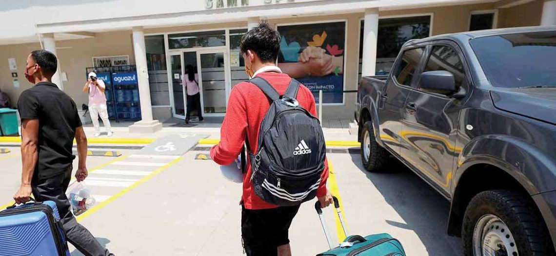Efecto de Donald Trump: Salieron 1.4 millones de migrantes de EU