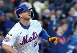 Pete Alonso rompe récord de jonrones en historia de las Grandes Ligas