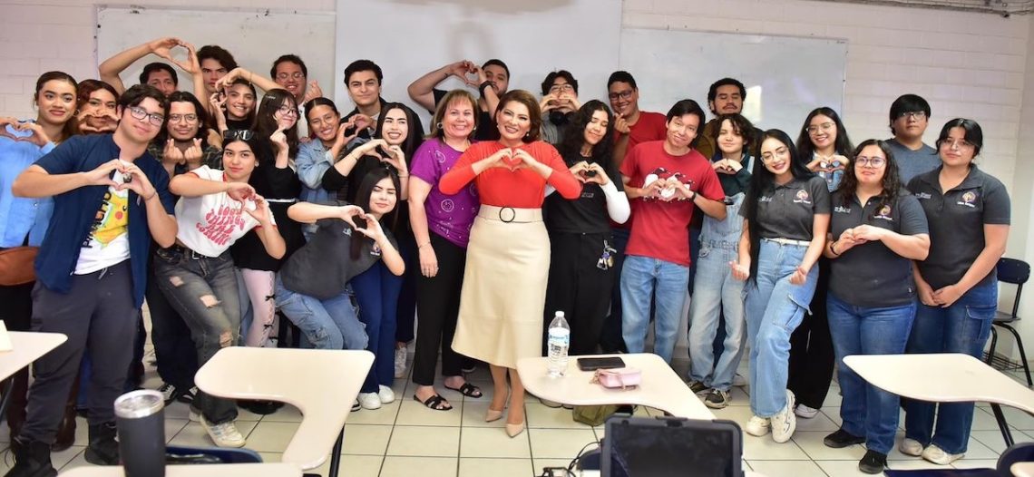 Por el bien de todos, más oportunidades para las juventudes: Lorenia Valles
