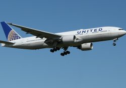 United Airlines suspende todos sus despegues en EU por falla técnica