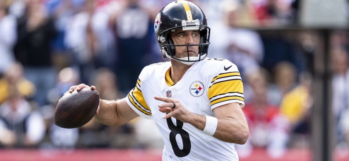 Steelers de Pittsburgh ganan con touchdown histórico de Aaron Rodgers